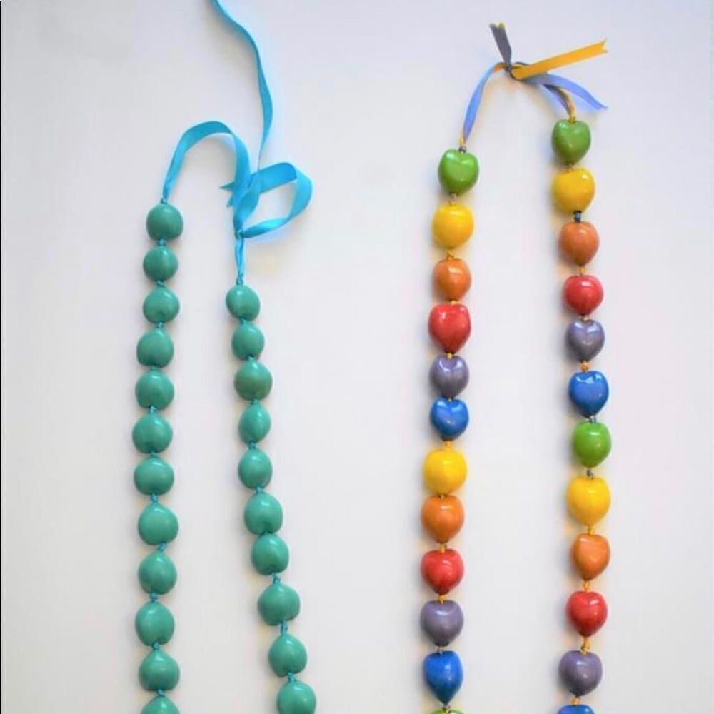 Wooden heart shapes necklaces 👗 - Picture 2 of 6